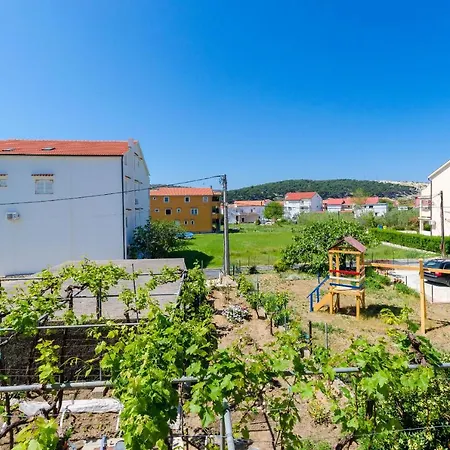 And Sime M Apartment *