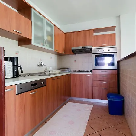 And Sime M Apartment *