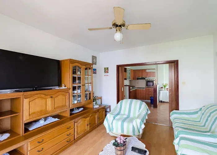 Apartment And Sime M